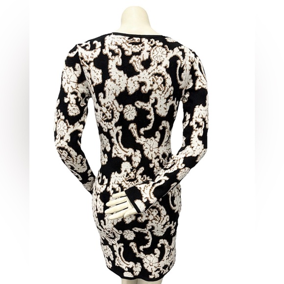 Gianni Bini Sweater Dress Small Black Cream Baroque Print Long Sleeve Bodycon - Picture 3 of 9